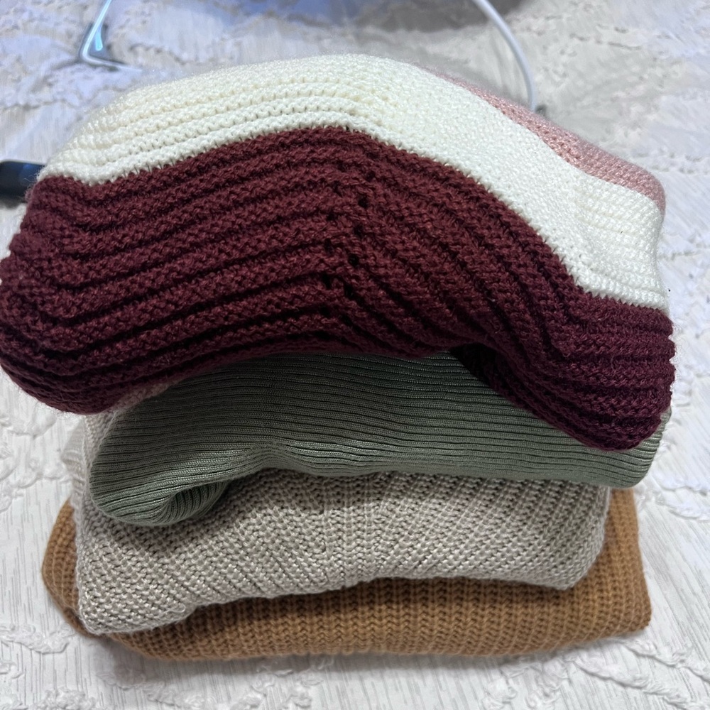 Sweaters 4 for 25